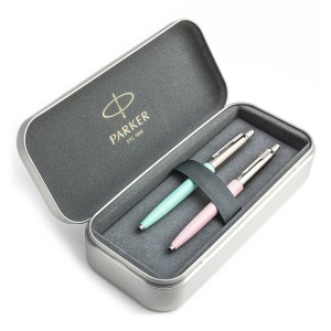 Parker Jotter Originals Pink ir Mint Tušinukų dovanų rinkinys su metaliniu dėklu Parker Jotter Originals Pink ir Mint Tušinukų dovanų rinkinys su metaliniu dėklu